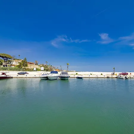 Cubo's Atico Cabopino Port & Parking Apartamento Marbella