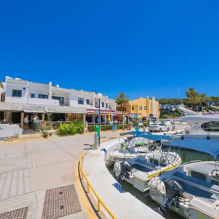 Apartment Cubo's Atico Cabopino Port & Parking *