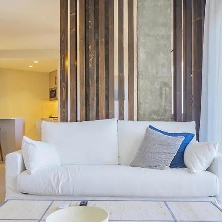Cubo's Atico Cabopino Port & Parking * Marbella