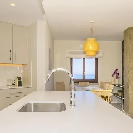 Cubo's Atico Cabopino Port & Parking Apartamento Marbella