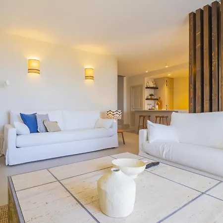 Apartamento Cubo's Atico Cabopino Port & Parking Marbella