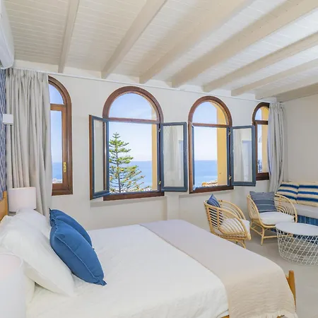 Cubo's Atico Cabopino Port & Parking Apartamento *