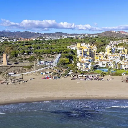 Apartamento Cubo's Atico Cabopino Port & Parking Marbella